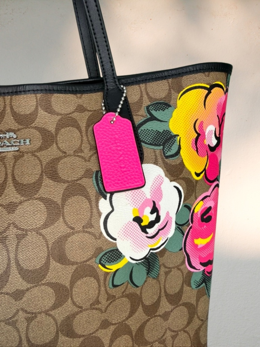 Coach City Tote in Signature Canvas with Vintage Rose Floral Print - Picture 4 of 13